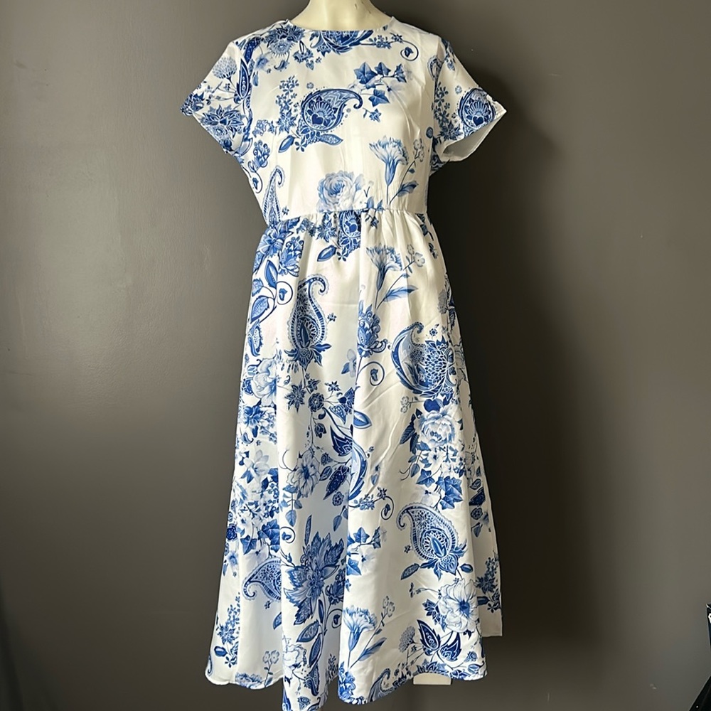 White and Blue Floral Print Short Sleeve Spring Dress SHEIN Size L 8-10